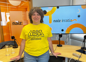 Kattalin Ezkerra NAIZ Irratiko estudio nagusian