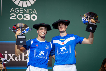 Jon Mariezkurrena eta Javi Zabala Caixabank Masterseko txapela irabazi berritan.