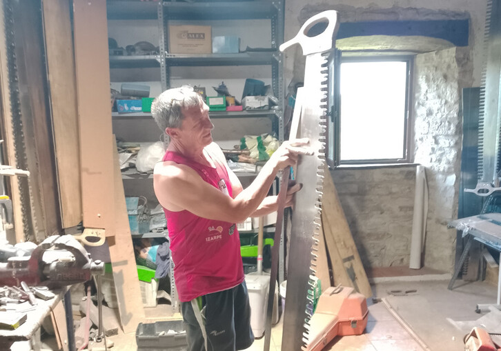 Peio Kañamares trontzarekin