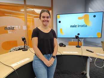 Malen Dominguez, NAIZ Irratiko estudioetan.