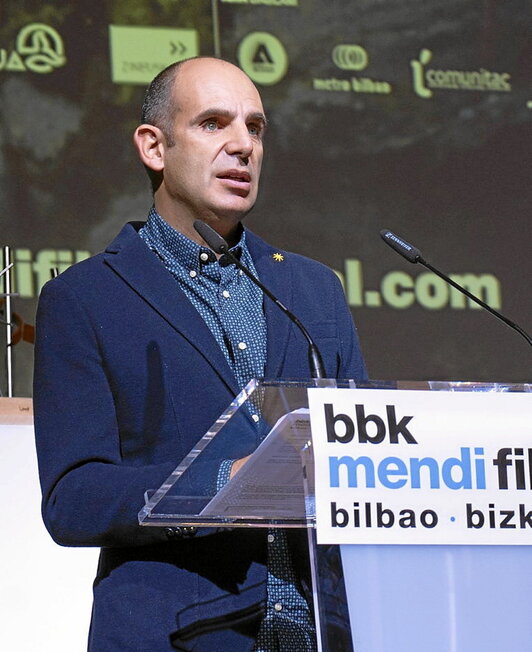Aitor Elduaien Mendi Film jaialdi ospetsuan.