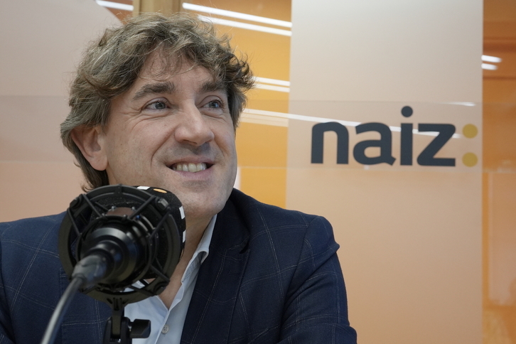 Eneko Andueza NAIZ Irratiko elkarrizketan.