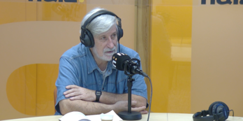 Josu Chueca, NAIZ Irratiko estudioetan.