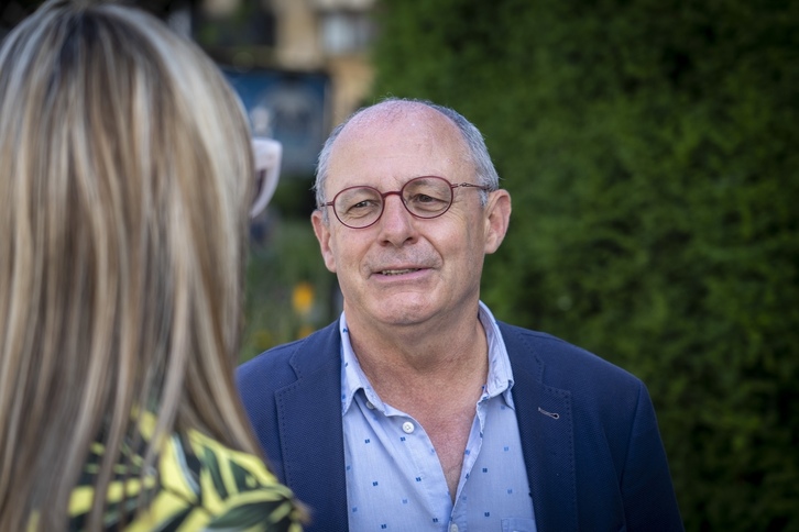 Juan Karlos Izagirre EH Bilduren ekitaldi politikoan.