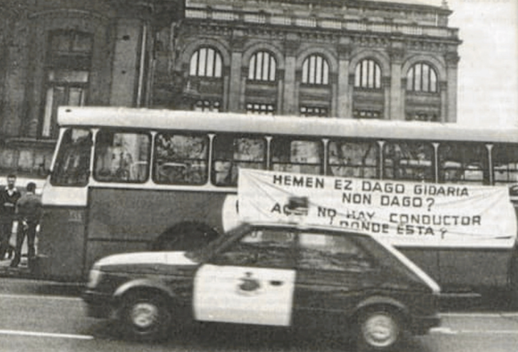 1985eko protestetako irudia