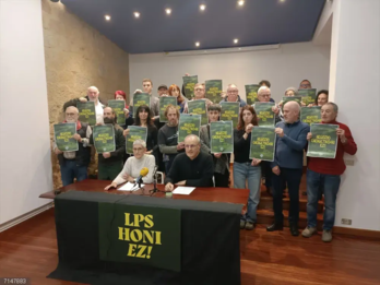 Euskadiko zenbait kolektibok 'LPS honi ez!' eusko Jaurlaritzaren Energia Berriztagarrien Lurralde Plan Sektorialaren aurka.