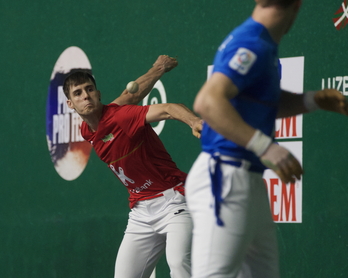 Iztueta oso jotzaile aritu da Beotibarren, Artola-Imazen aurka. 