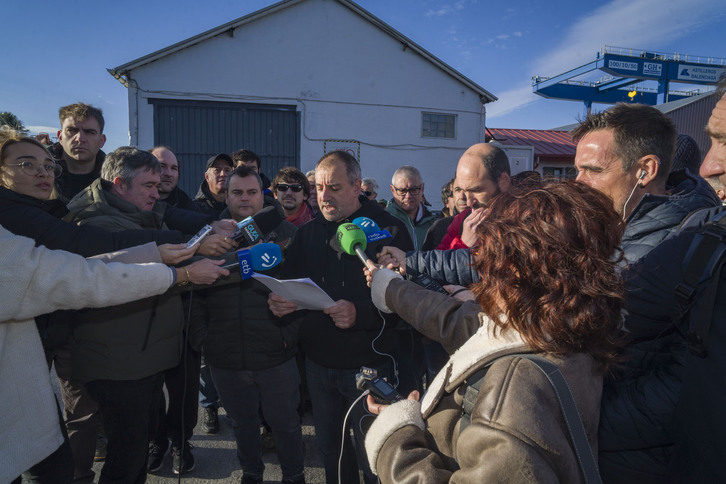 Zumaian Balenciaga ontziolako langileen agerraldian, Imanol Beloki.