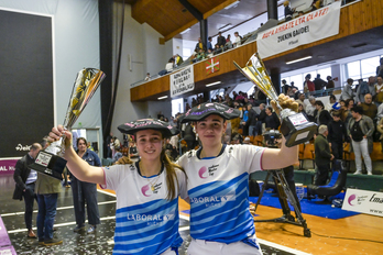 Enara Gaminde eta Mirian Arraiza Binakako Txapelketa irabazi berritan.
