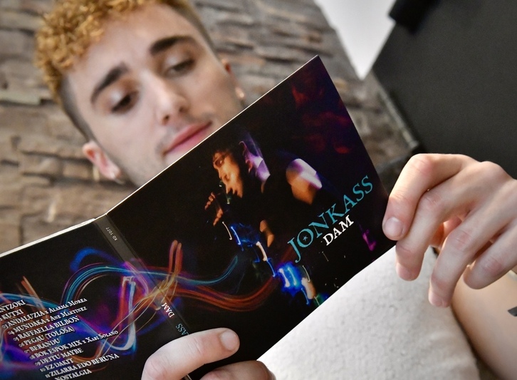 Jonkassen DAM diskoaren aurkezpena.