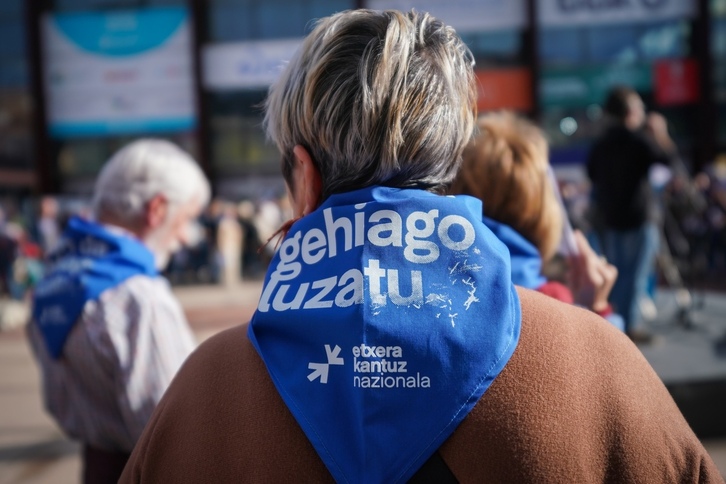 'Ezin da gehiago luzatu, etxera kantuz' topaketa, Sarek antolatuta.
