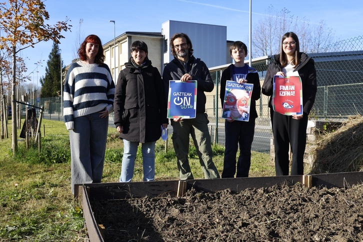 Irungo Toki Alai institutuan hilaren lehenean aurkeztu zuten antolatzaileek aurtengo edizioa, iazko saridunekin batera.