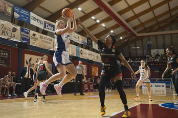 Askorik egin ezin izan badu ere, Laura Westerik izan da Lointek Gernikaren jokalarik onentsuena Badalonan.