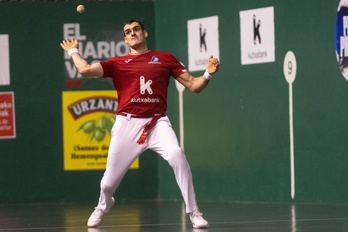 Joseba Ezkurdia, aurtengo Binakakoan boleaz jotzen.