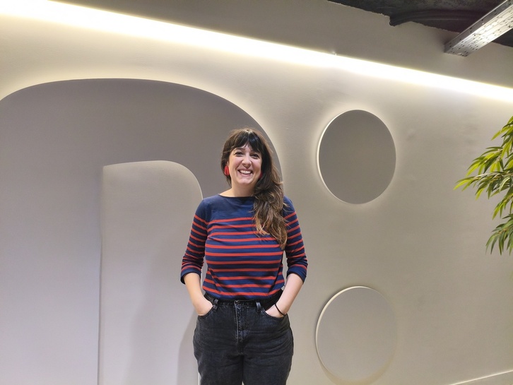 Kolonbian ikusitakoak Bilboko NAIZ Irratiaren estudiora ekarri ditu Oihana Etxebarrietak.