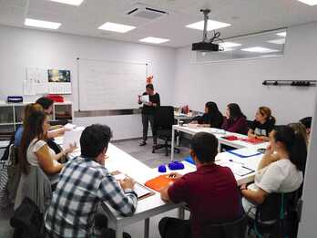 Korrika bukatu eta gero, AEK-k lanean jarraituko du Euskal Herria euskalduntzeko helburuarekin. Korrika bukatu eta gero, AEK-k lanean jarraituko du Euskal Herria euskalduntzeko helburuarekin.