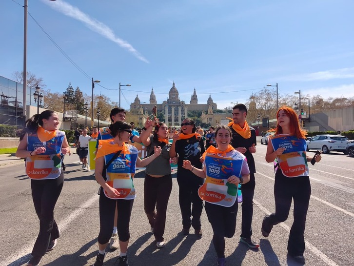 Bartzelonako Korrika Montjuic parean