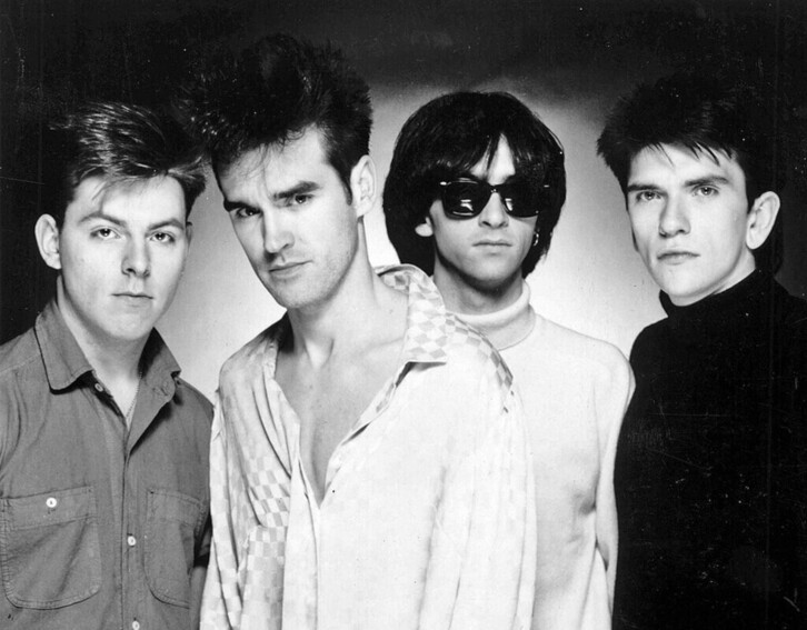The Smiths taldearen kantu batekin ekin diogu Indie-aren inguruko saioari