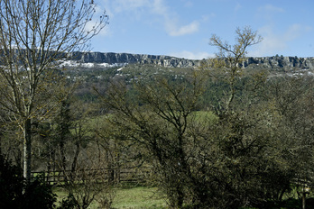 Valderejo parkearen irudia.
